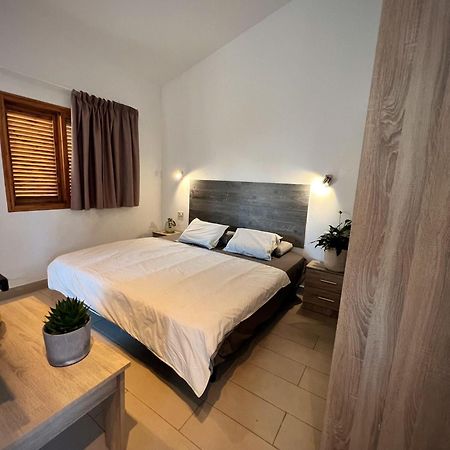Buzzstays: 1-Bed Bungalow, Garden, Near Yumbo & Beach Maspalomas  Ngoại thất bức ảnh