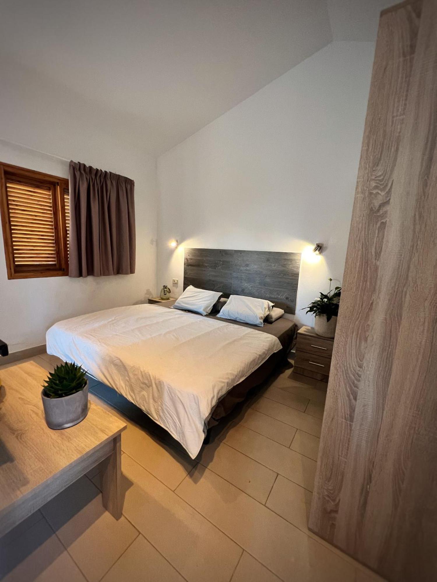 Buzzstays: 1-Bed Bungalow, Garden, Near Yumbo & Beach Maspalomas  Ngoại thất bức ảnh