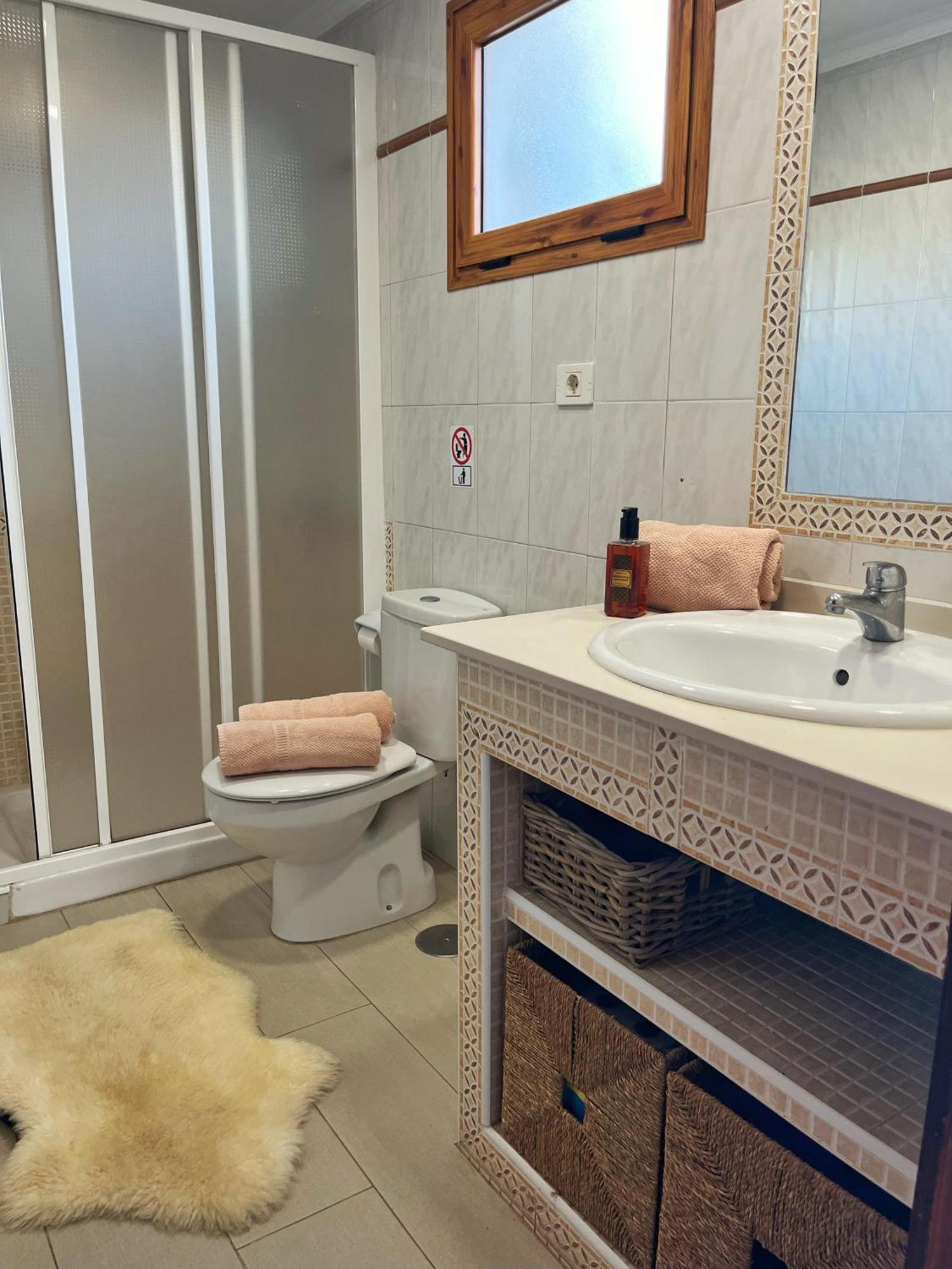 Buzzstays: 1-Bed Bungalow, Garden, Near Yumbo & Beach Maspalomas  Ngoại thất bức ảnh