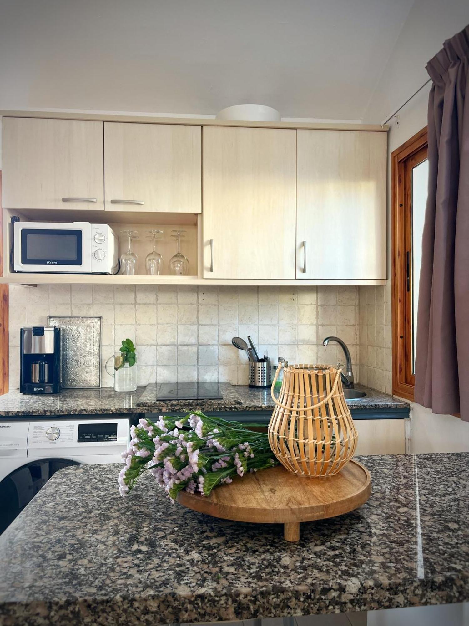 Buzzstays: 1-Bed Bungalow, Garden, Near Yumbo & Beach Maspalomas  Ngoại thất bức ảnh